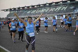 BIB: 50993, 50048, 50126
                            <button type="button" onclick="openModal(10464846)" class="btn btn-primary btn-sm float-right btn-popup" data-toggle="modal" data-target=".modal-high-quality">
                        <i class="fas fa-shopping-cart"></i> Add to Cart
                    </button>
                                            <button type="button" onclick="isThisMe(10464846, true)" class="btn btn-success btn-sm float-right btn-popup btn-isme hidden" data-toggle="tooltip" data-placement="bottom" title="นี่คือรูปของคุณใช่ไหม คลิกที่นี่เพื่อเอาเข้าอัลบั้ม">
                        <i class="fas fa-plus"></i> Add to album
                    </button>
                    <button type="button" onclick="isThisMe(10464846, false)" class="btn btn-warning btn-sm float-right btn-popup btn-isnotme hidden">
                        <i class="fas fa-ban"></i> Remove from album
                    </button>